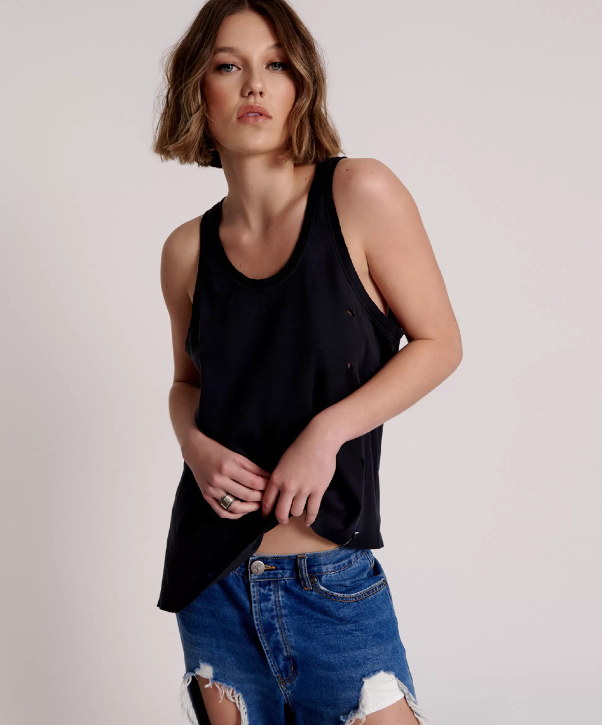 Outlet ONE TEASPOON Black Stone Ribbed Distressed Daddio Singlet