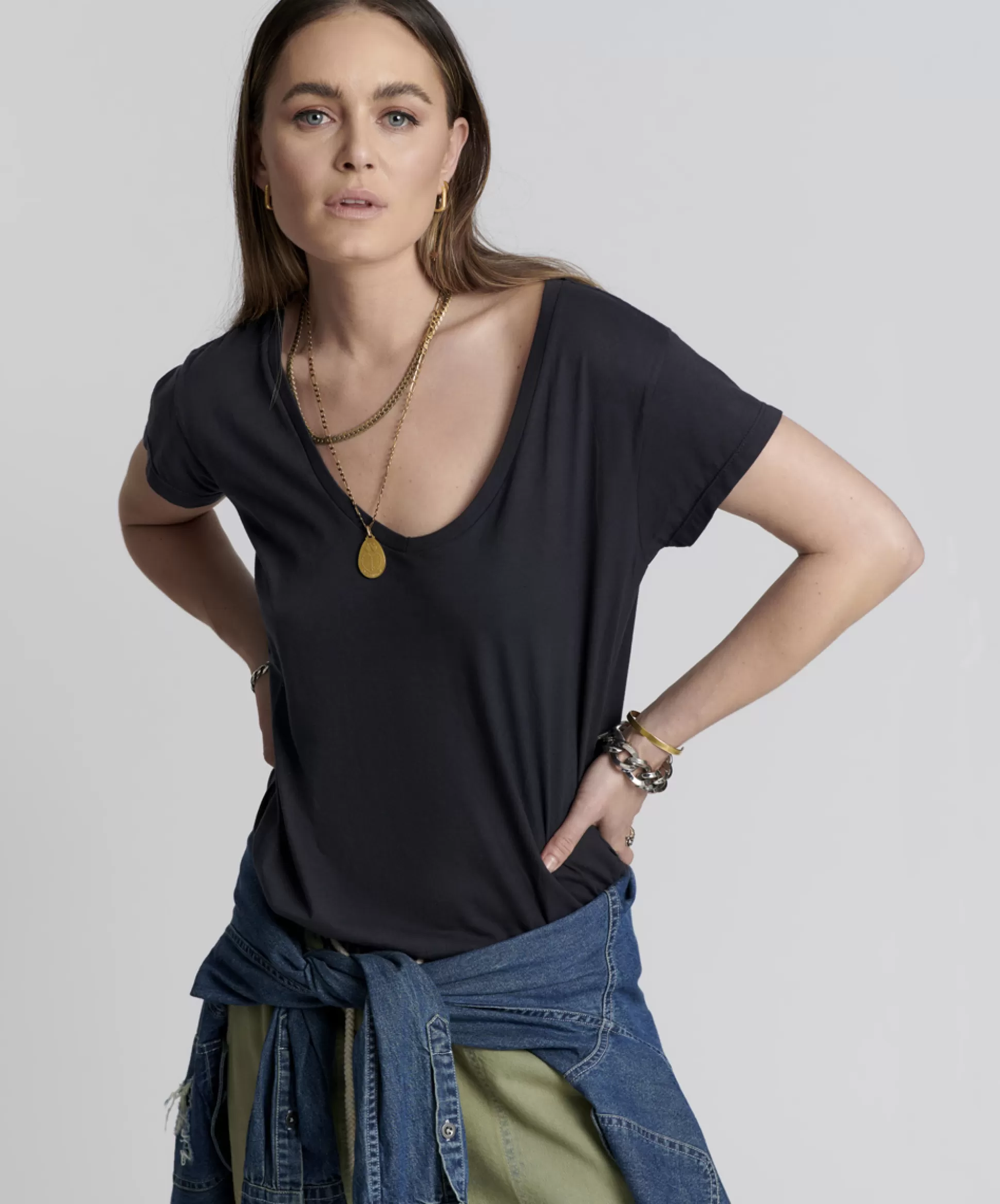 Clearance ONE TEASPOON Organic Scoop Neck Basic Tee