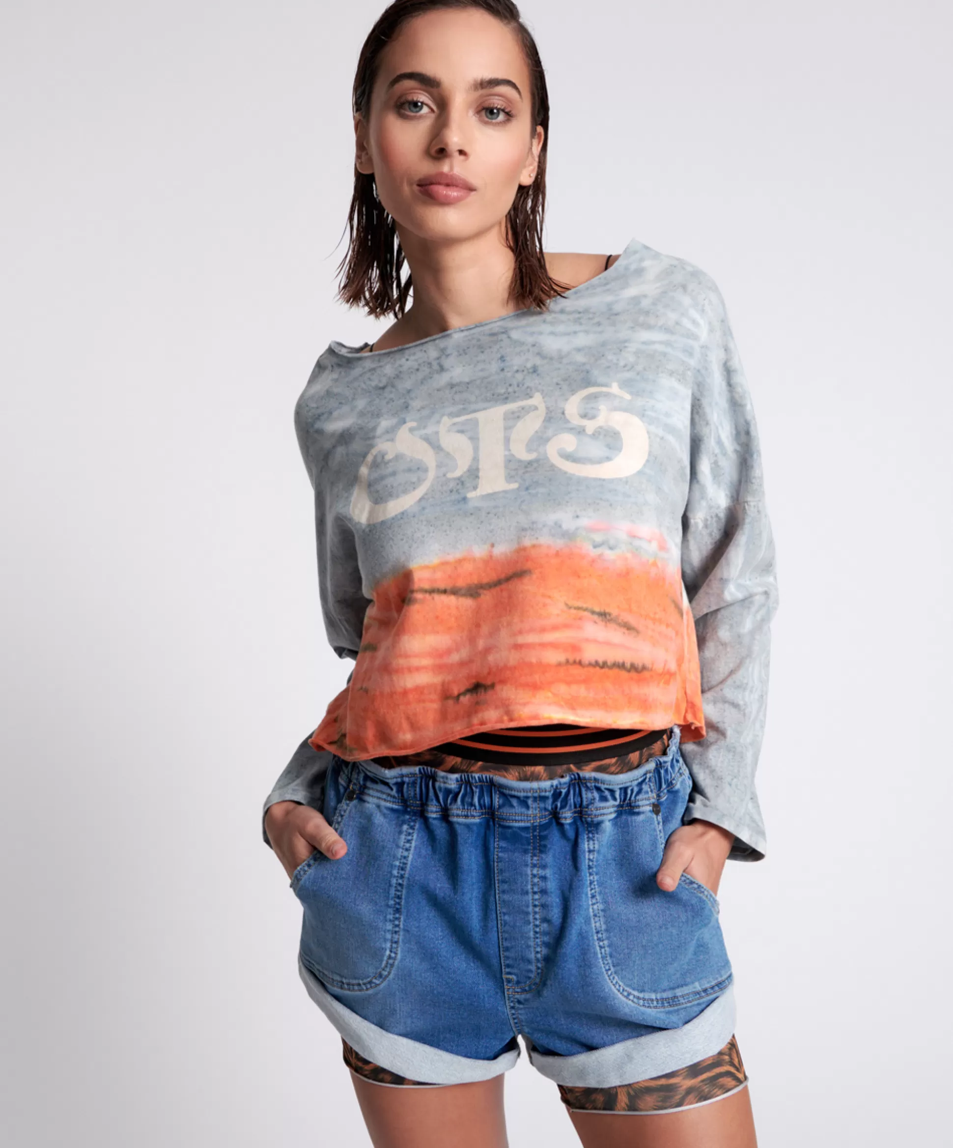 New ONE TEASPOON Ots Organic Rumble Cropped Longsleeve Tee